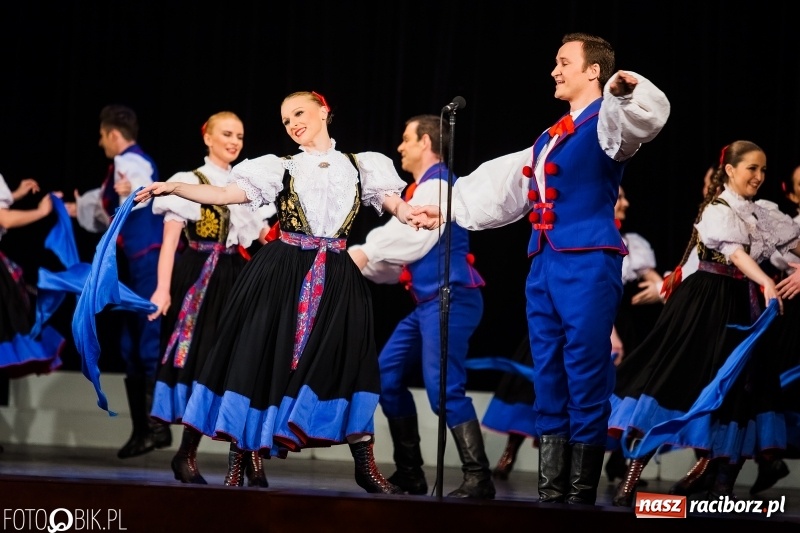 Zdjęcie w galerii na portalu naszraciborz.pl: Zespół Pieśni i Tańca Śląsk wystąpił w RCK wiadomości z regionu
