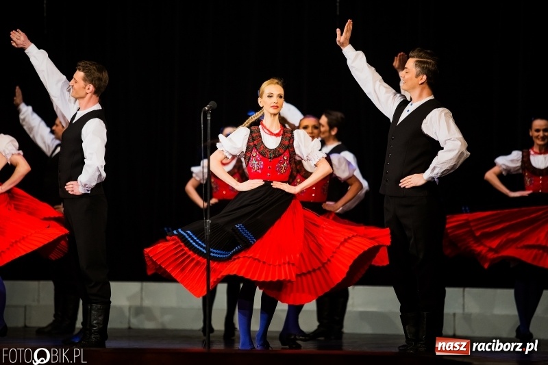 Zdjęcie w galerii na portalu naszraciborz.pl: Zespół Pieśni i Tańca Śląsk wystąpił w RCK wiadomości z regionu