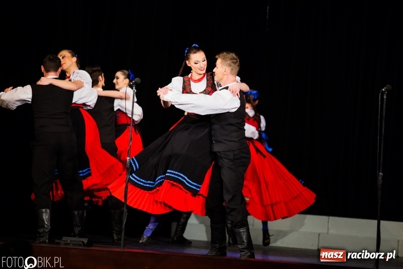 Zdjęcie w galerii na portalu naszraciborz.pl: Zespół Pieśni i Tańca Śląsk wystąpił w RCK wiadomości z regionu
