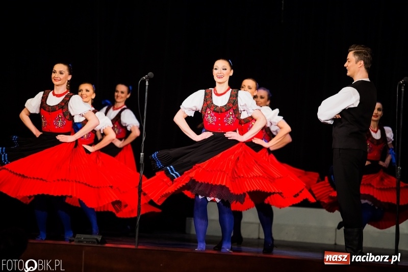 Zdjęcie w galerii na portalu naszraciborz.pl: Zespół Pieśni i Tańca Śląsk wystąpił w RCK wiadomości z regionu