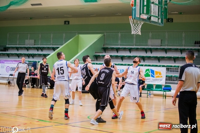 Zdjęcie w galerii na portalu naszraciborz.pl: Koszykówka. Ofensywa Racibórz awansowała do fazy play-off wiadomości z regionu