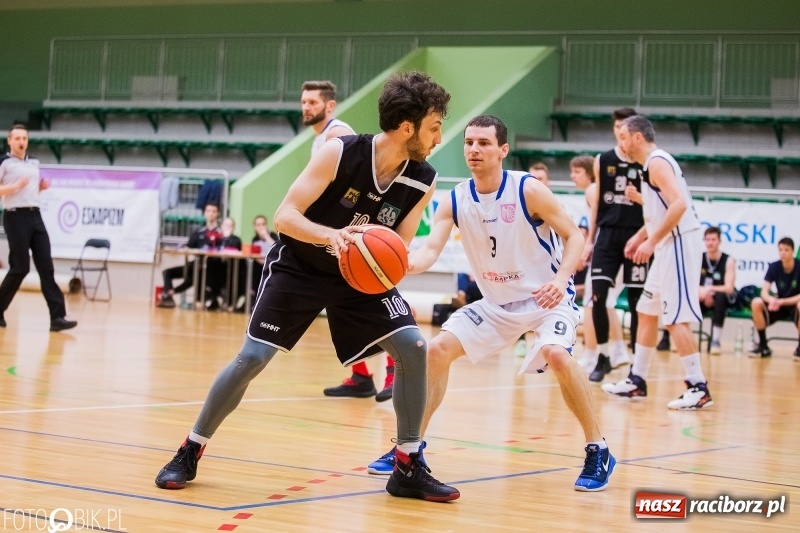 Zdjęcie w galerii na portalu naszraciborz.pl: Koszykówka. Ofensywa Racibórz awansowała do fazy play-off wiadomości z regionu