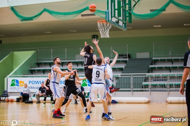 Zdjęcie w galerii na portalu naszraciborz.pl: Koszykówka. Ofensywa Racibórz awansowała do fazy play-off wiadomości z regionu