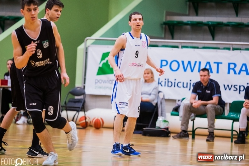 Zdjęcie w galerii na portalu naszraciborz.pl: Koszykówka. Ofensywa Racibórz awansowała do fazy play-off wiadomości z regionu