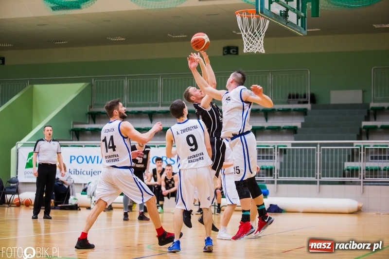 Zdjęcie w galerii na portalu naszraciborz.pl: Koszykówka. Ofensywa Racibórz awansowała do fazy play-off wiadomości z regionu