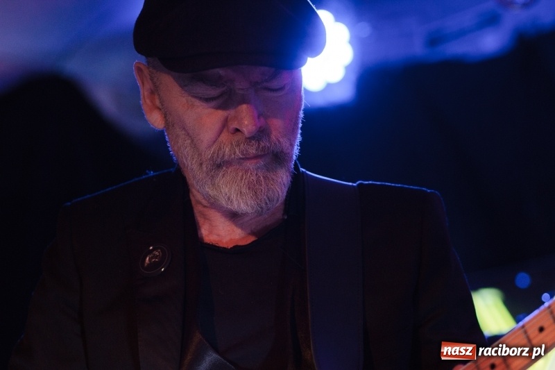 Zdjęcie w galerii na portalu naszraciborz.pl: Zespół Voo Voo zagrał na Końcu Świata wiadomości z regionu