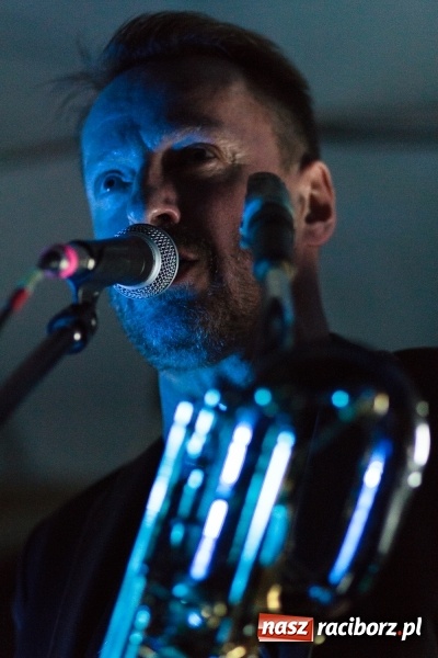 Zdjęcie w galerii na portalu naszraciborz.pl: Zespół Voo Voo zagrał na Końcu Świata wiadomości z regionu
