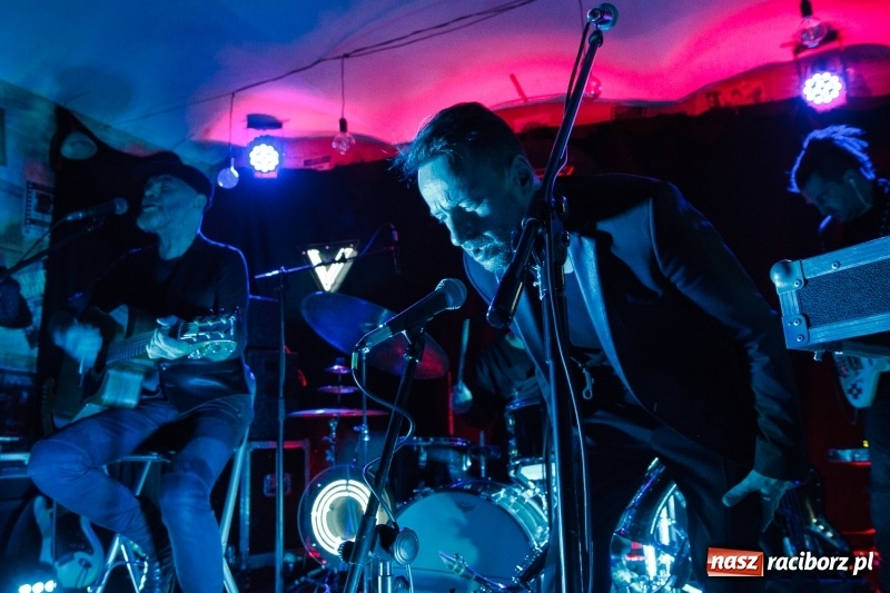 Zdjęcie w galerii na portalu naszraciborz.pl: Zespół Voo Voo zagrał na Końcu Świata wiadomości z regionu