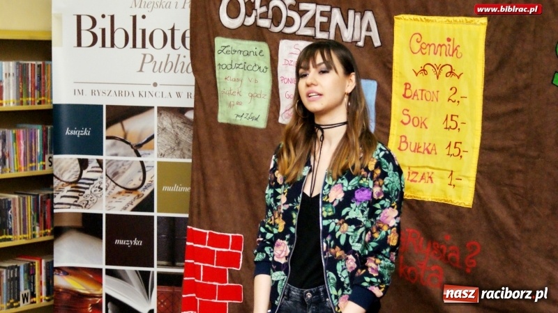 Zdjęcie w galerii na portalu naszraciborz.pl: Z pamiętnika kujonki – spektakl o bullyingu w raciborskiej bibliotece wiadomości z regionu