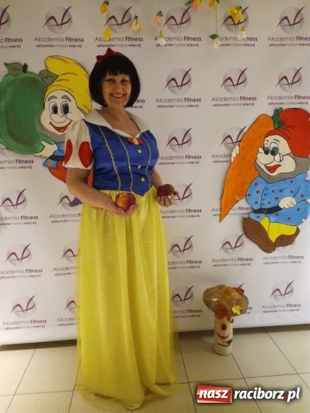 Zdjęcie w galerii na portalu naszraciborz.pl: Bajkowy dzień kobiet w Akademii Fitness wiadomości z regionu