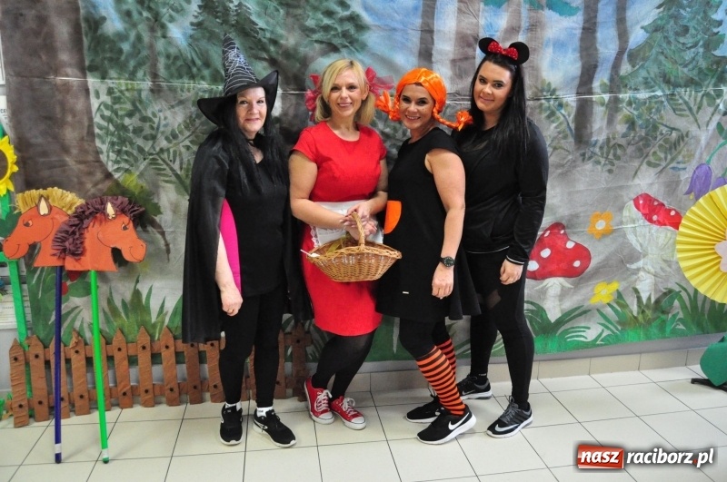 Zdjęcie w galerii na portalu naszraciborz.pl: Bajkowy dzień kobiet w Akademii Fitness wiadomości z regionu
