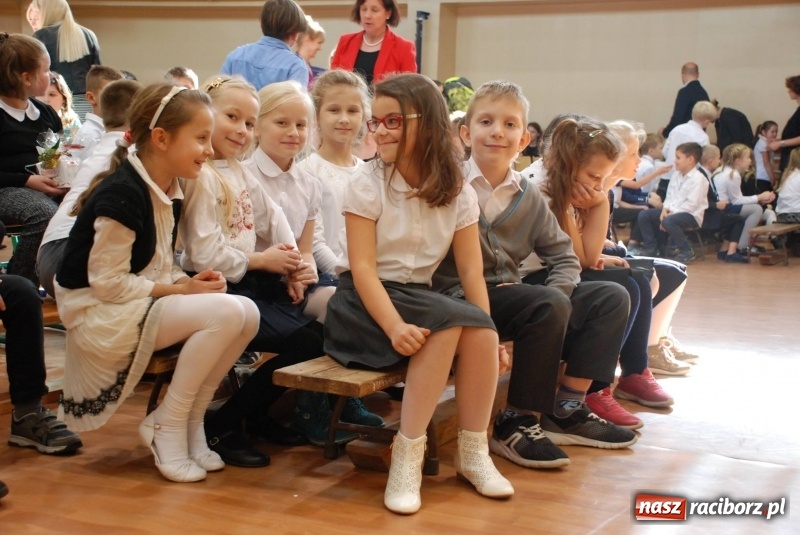 Zdjęcie w galerii na portalu naszraciborz.pl: Zespół Szkół Ogólnokształcących Mistrzostwa Sportowego zaprasza w swoje progi wiadomości z regionu