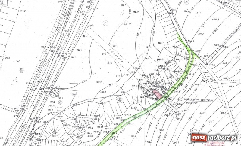 Zdjęcie w galerii na portalu naszraciborz.pl: Trwa budowa platformy widokowej w Arboretum Bramy Morawskiej  wiadomości z regionu