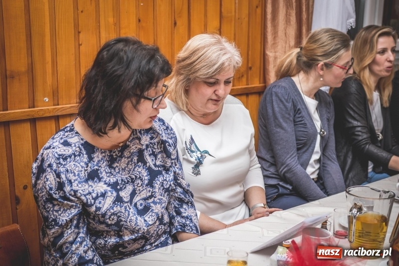 Zdjęcie w galerii na portalu naszraciborz.pl: Dzień Kobiet w Wojnowicach na wesoło  wiadomości z regionu