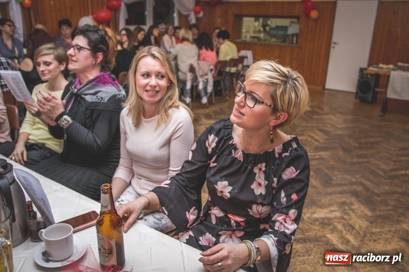 Zdjęcie w galerii na portalu naszraciborz.pl: Dzień Kobiet w Wojnowicach na wesoło  wiadomości z regionu