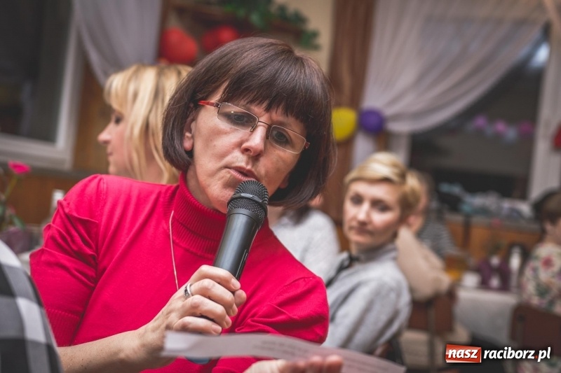 Zdjęcie w galerii na portalu naszraciborz.pl: Dzień Kobiet w Wojnowicach na wesoło  wiadomości z regionu