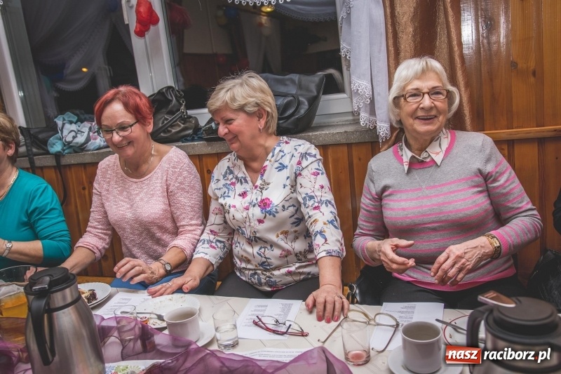 Zdjęcie w galerii na portalu naszraciborz.pl: Dzień Kobiet w Wojnowicach na wesoło  wiadomości z regionu