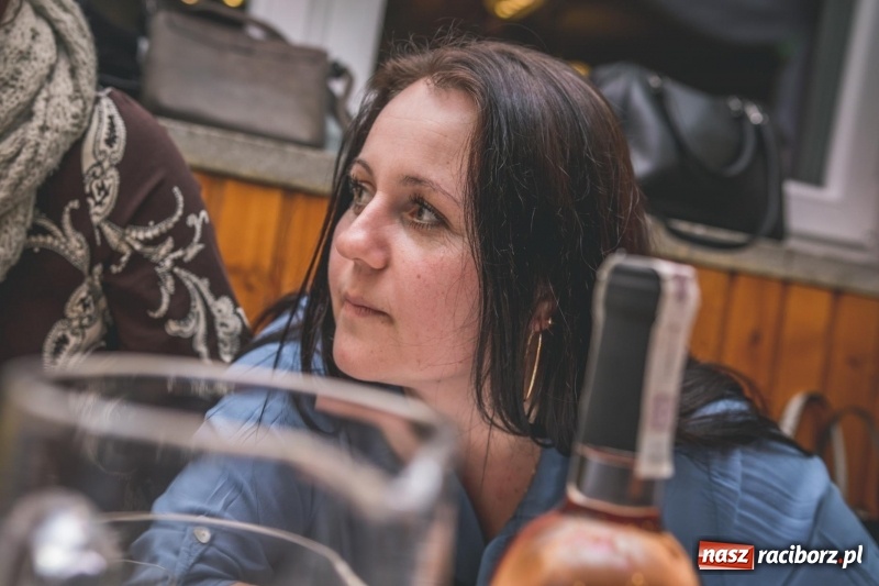 Zdjęcie w galerii na portalu naszraciborz.pl: Dzień Kobiet w Wojnowicach na wesoło  wiadomości z regionu