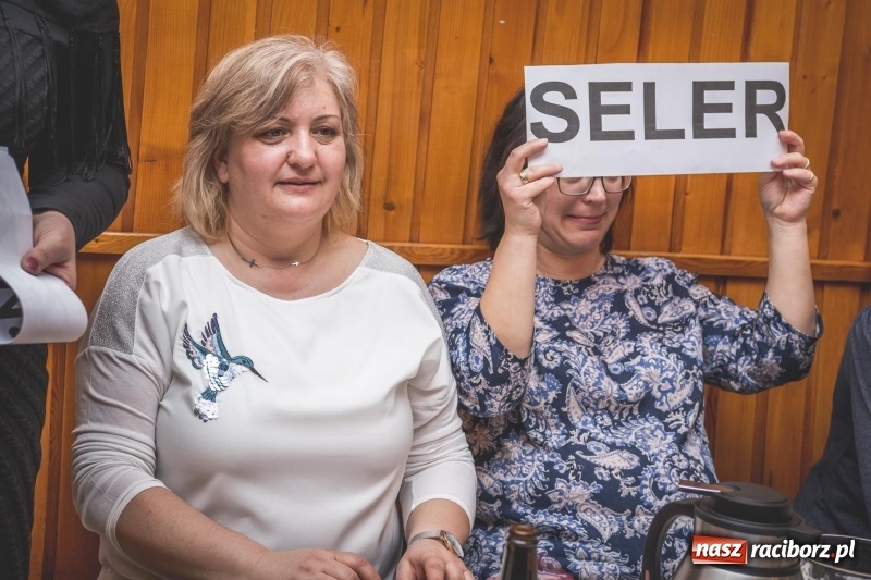 Zdjęcie w galerii na portalu naszraciborz.pl: Dzień Kobiet w Wojnowicach na wesoło  wiadomości z regionu