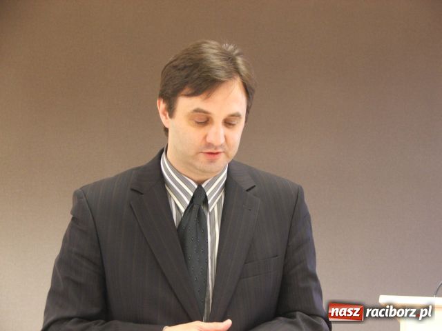 Zdjęcie w galerii na portalu naszraciborz.pl: Kwiecień miesiącem żniw z 1% wiadomości z regionu