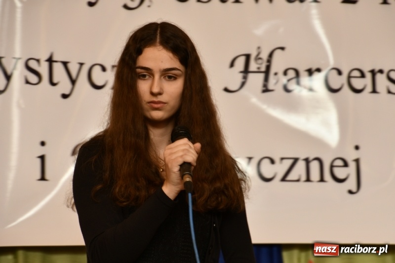 Zdjęcie w galerii na portalu naszraciborz.pl: Koncert Laureatów Powiatowego Festiwalu Piosenki Turystycznej, Harcerskiej i Patriotycznej w Krzanowicach wiadomości z regionu