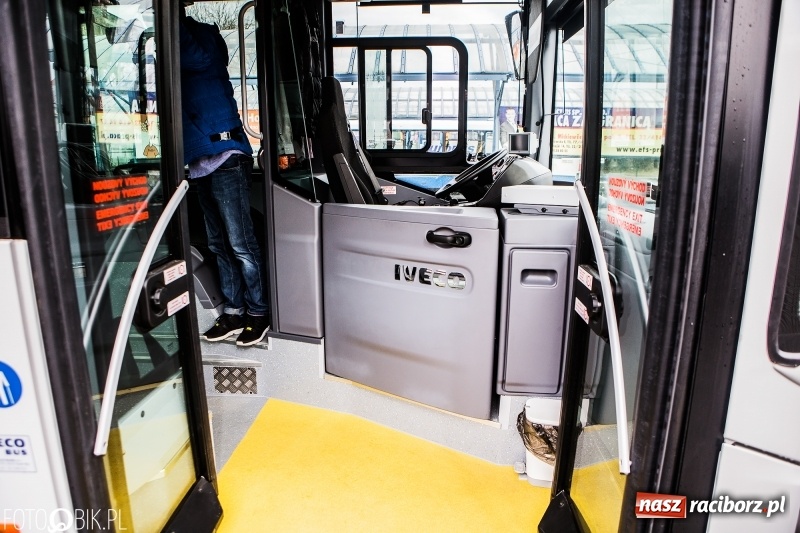 Zdjęcie w galerii na portalu naszraciborz.pl: Raciborski PKS zaprezentował kolejny autobus zasilany gazem wiadomości z regionu
