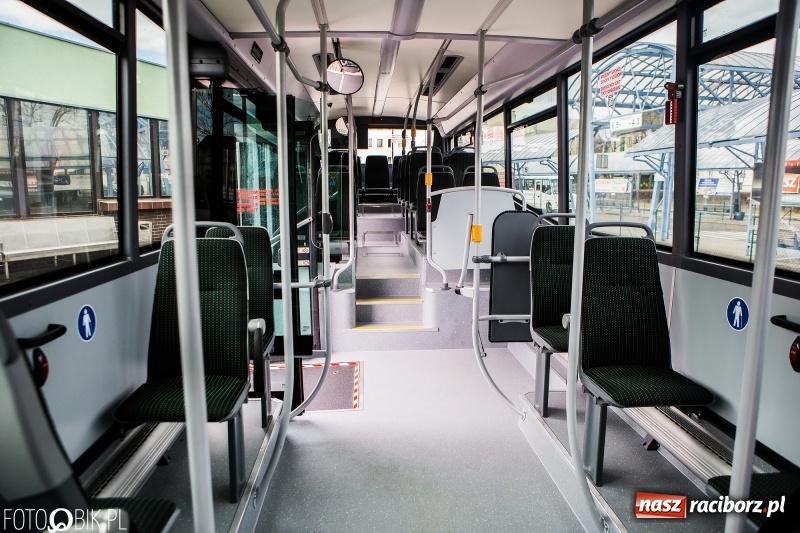 Zdjęcie w galerii na portalu naszraciborz.pl: Raciborski PKS zaprezentował kolejny autobus zasilany gazem wiadomości z regionu