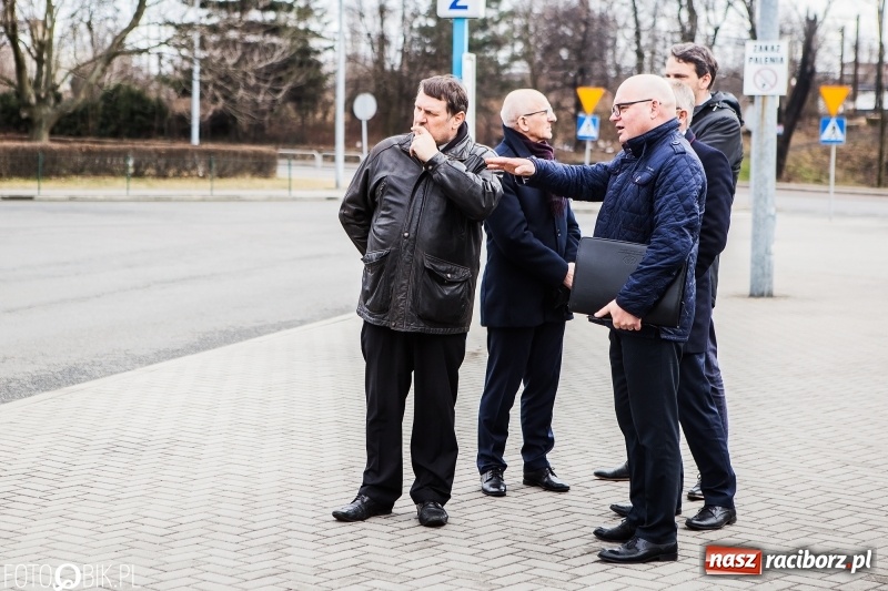 Zdjęcie w galerii na portalu naszraciborz.pl: Raciborski PKS zaprezentował kolejny autobus zasilany gazem wiadomości z regionu