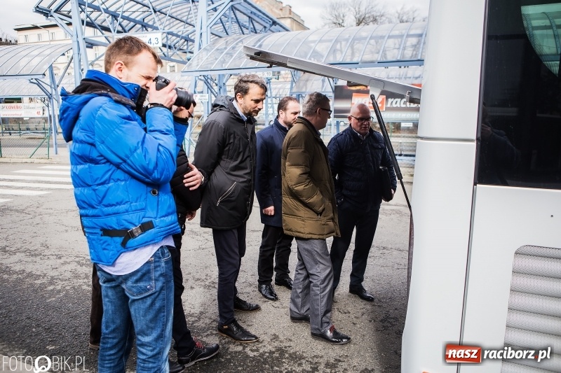 Zdjęcie w galerii na portalu naszraciborz.pl: Raciborski PKS zaprezentował kolejny autobus zasilany gazem wiadomości z regionu