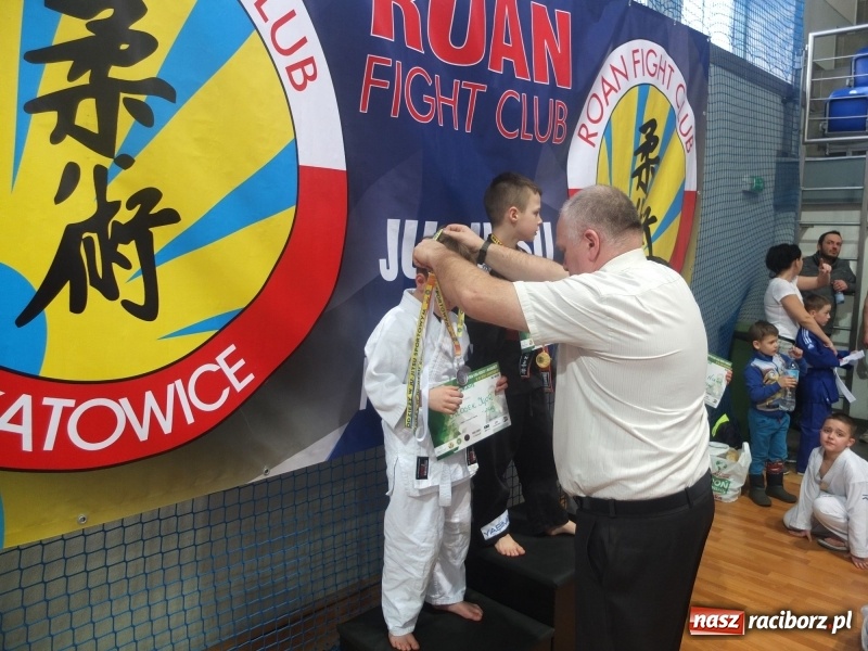 Zdjęcie w galerii na portalu naszraciborz.pl: Raciborzanie z Łamatora na katowickich matach  wiadomości z regionu