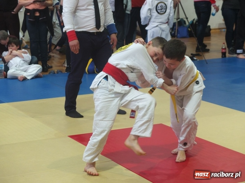 Zdjęcie w galerii na portalu naszraciborz.pl: Raciborzanie z Łamatora na katowickich matach  wiadomości z regionu