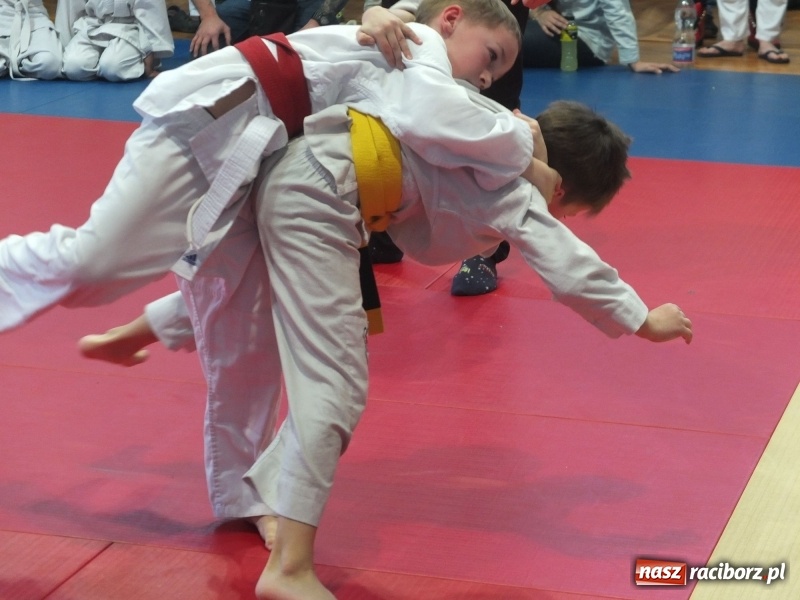 Zdjęcie w galerii na portalu naszraciborz.pl: Raciborzanie z Łamatora na katowickich matach  wiadomości z regionu