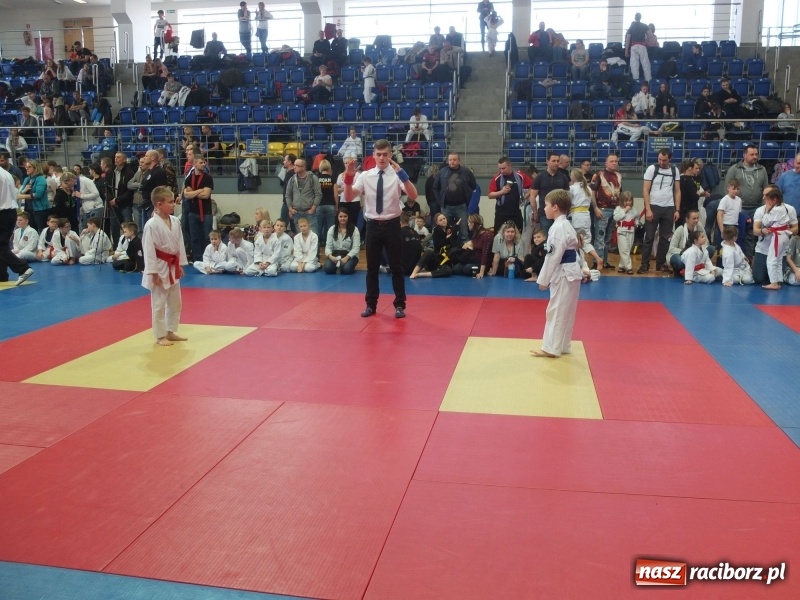 Zdjęcie w galerii na portalu naszraciborz.pl: Raciborzanie z Łamatora na katowickich matach  wiadomości z regionu