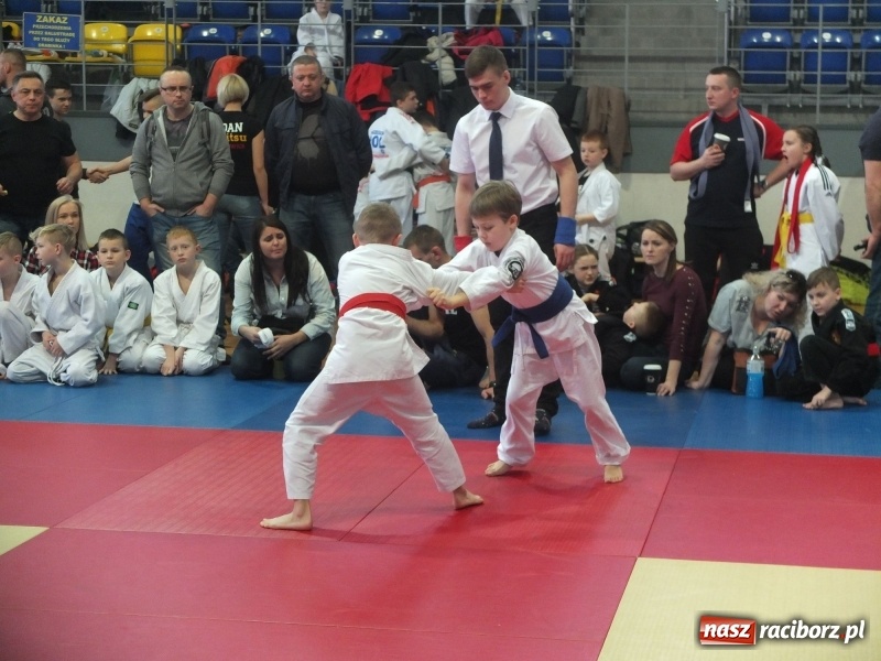 Zdjęcie w galerii na portalu naszraciborz.pl: Raciborzanie z Łamatora na katowickich matach  wiadomości z regionu