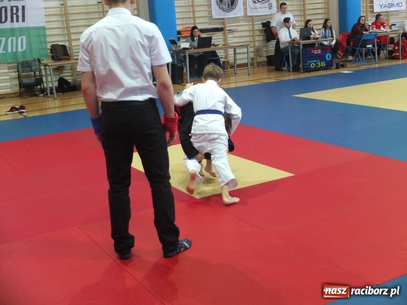 Zdjęcie w galerii na portalu naszraciborz.pl: Raciborzanie z Łamatora na katowickich matach  wiadomości z regionu