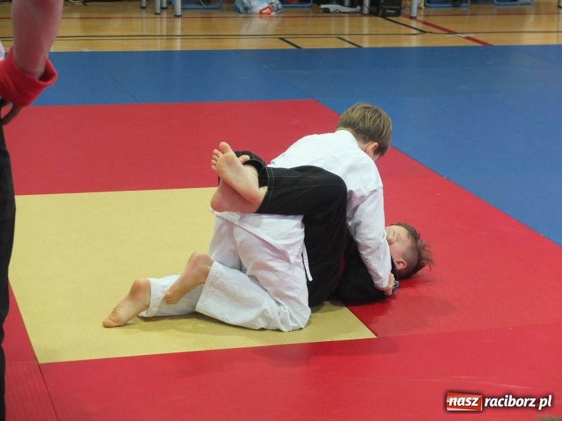 Zdjęcie w galerii na portalu naszraciborz.pl: Raciborzanie z Łamatora na katowickich matach  wiadomości z regionu