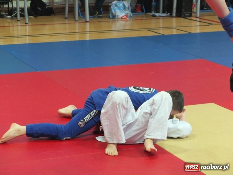 Zdjęcie w galerii na portalu naszraciborz.pl: Raciborzanie z Łamatora na katowickich matach  wiadomości z regionu