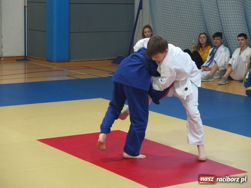 Zdjęcie w galerii na portalu naszraciborz.pl: Raciborzanie z Łamatora na katowickich matach  wiadomości z regionu