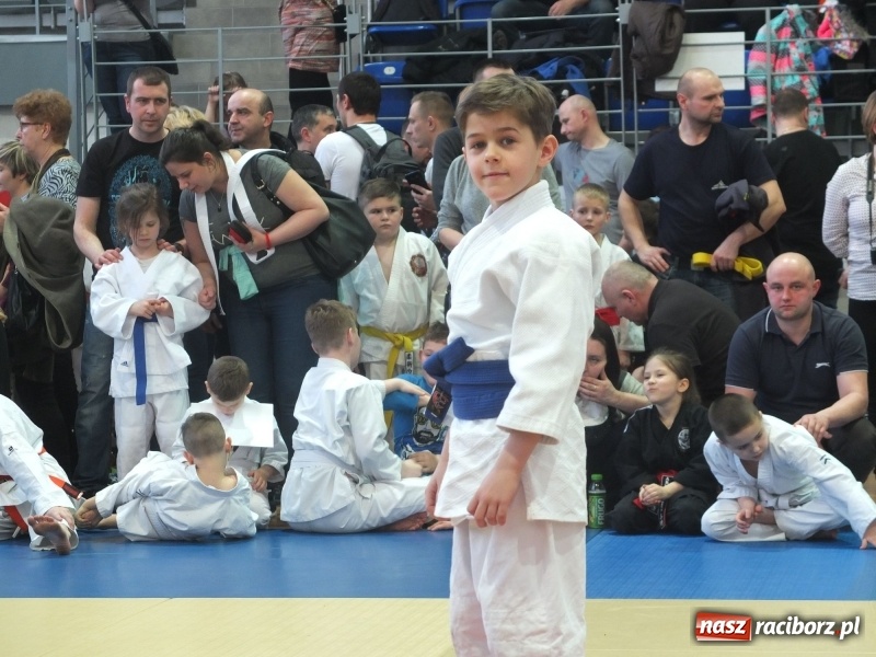 Zdjęcie w galerii na portalu naszraciborz.pl: Raciborzanie z Łamatora na katowickich matach  wiadomości z regionu