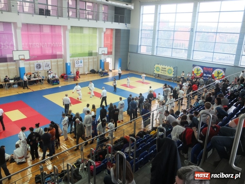 Zdjęcie w galerii na portalu naszraciborz.pl: Raciborzanie z Łamatora na katowickich matach  wiadomości z regionu