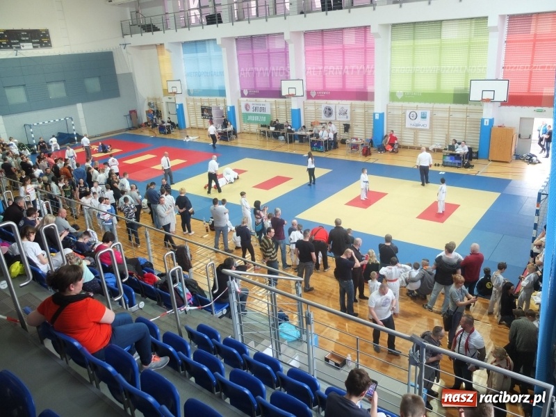 Zdjęcie w galerii na portalu naszraciborz.pl: Raciborzanie z Łamatora na katowickich matach  wiadomości z regionu