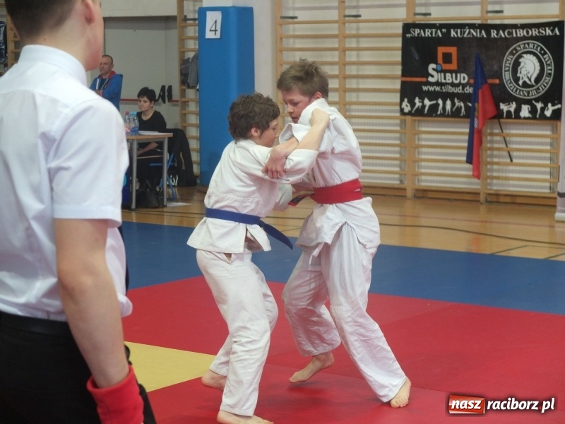 Zdjęcie w galerii na portalu naszraciborz.pl: Raciborzanie z Łamatora na katowickich matach  wiadomości z regionu