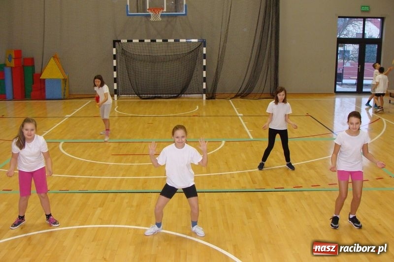 Zdjęcie w galerii na portalu naszraciborz.pl: Brazylijska gra zagościła w Grzegorzowicach wiadomości z regionu