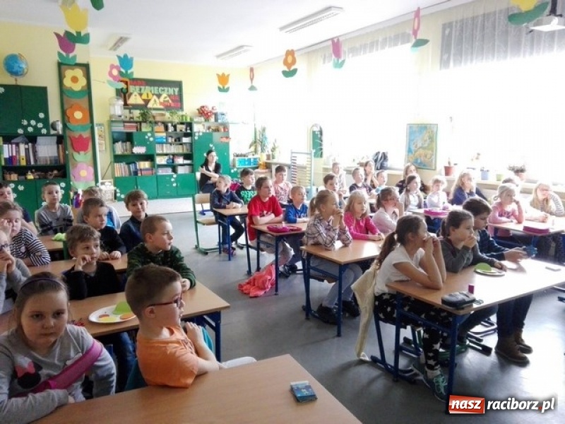 Zdjęcie w galerii na portalu naszraciborz.pl: Dzień otwarty w SP15 wiadomości z regionu