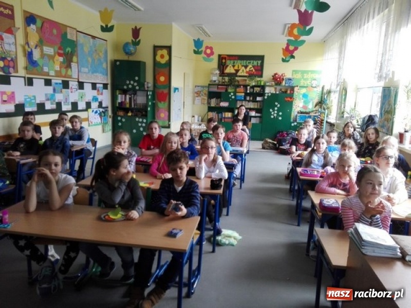 Zdjęcie w galerii na portalu naszraciborz.pl: Dzień otwarty w SP15 wiadomości z regionu