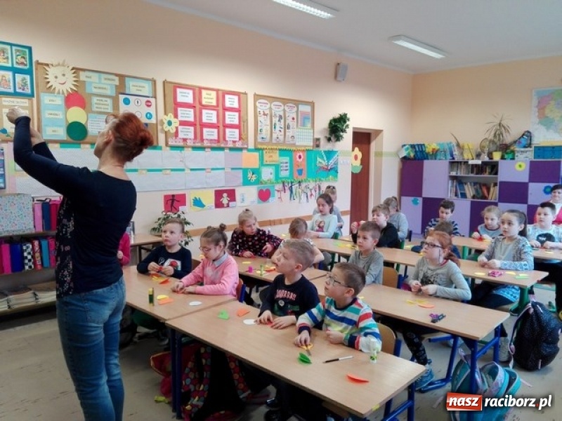 Zdjęcie w galerii na portalu naszraciborz.pl: Dzień otwarty w SP15 wiadomości z regionu