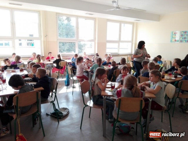 Zdjęcie w galerii na portalu naszraciborz.pl: Dzień otwarty w SP15 wiadomości z regionu