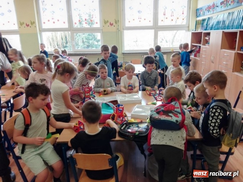 Zdjęcie w galerii na portalu naszraciborz.pl: Dzień otwarty w SP15 wiadomości z regionu