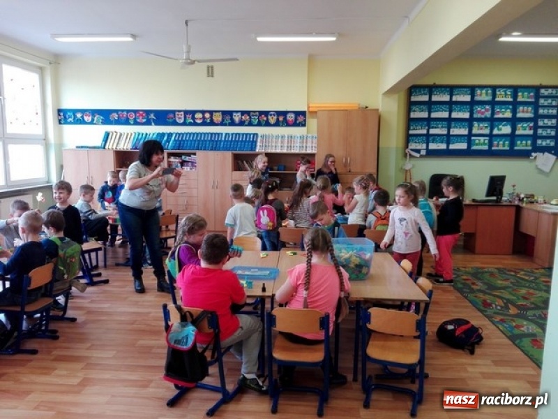 Zdjęcie w galerii na portalu naszraciborz.pl: Dzień otwarty w SP15 wiadomości z regionu