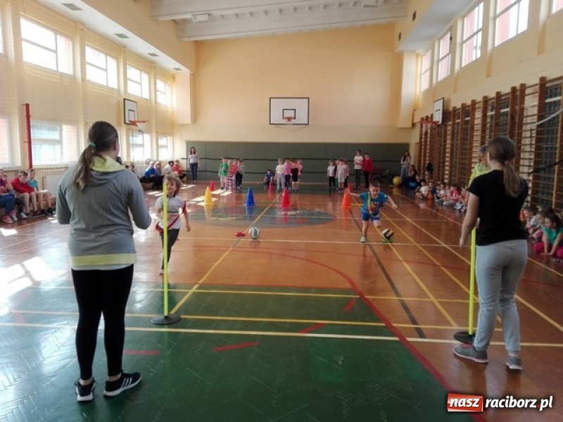 Zdjęcie w galerii na portalu naszraciborz.pl: Dzień otwarty w SP15 wiadomości z regionu